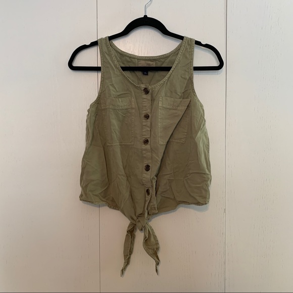 Tops - Olive Green Button-down Tank